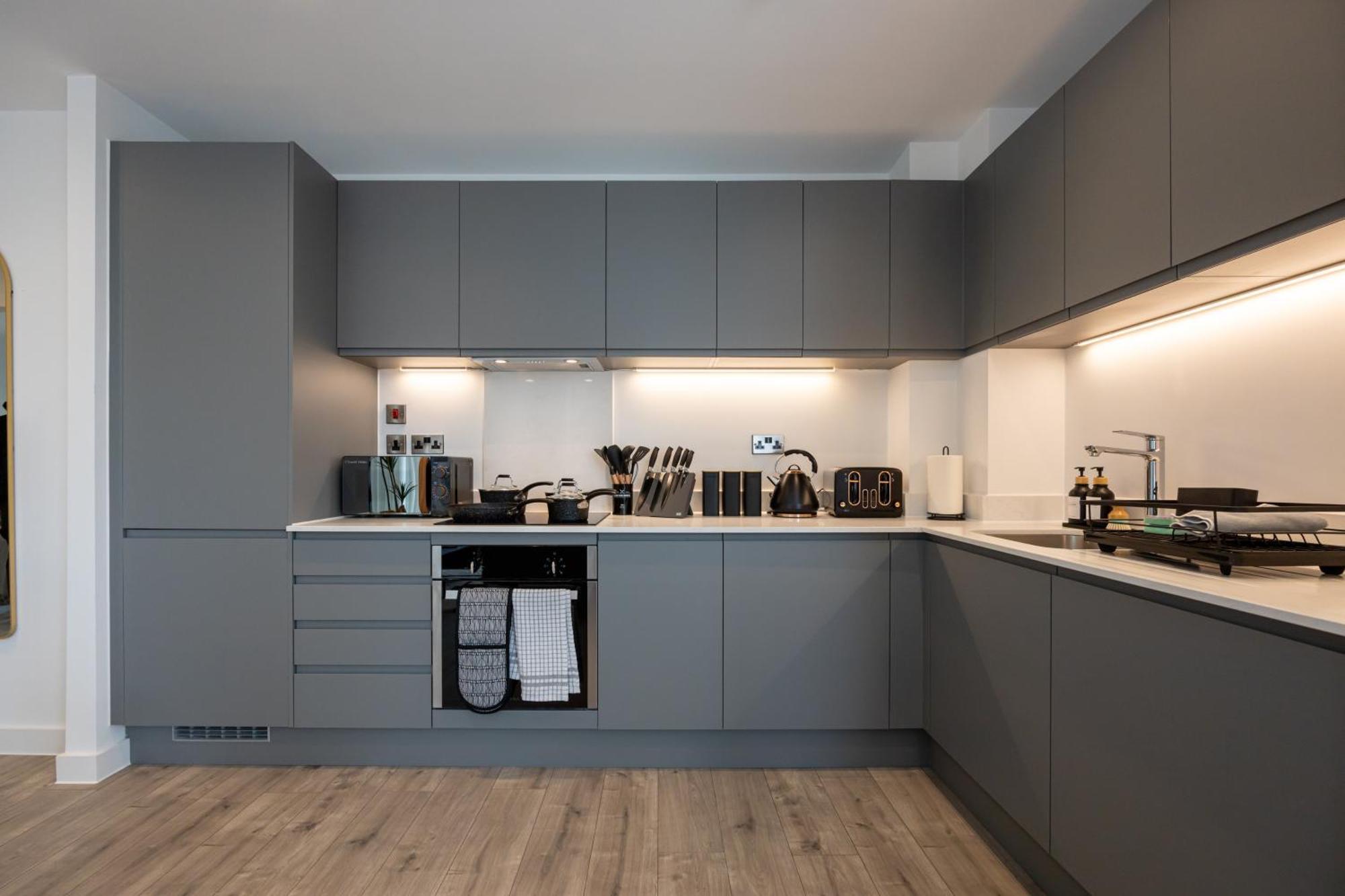 Royal Ebony By Asquare Lettings Apartment Manchester Exterior photo